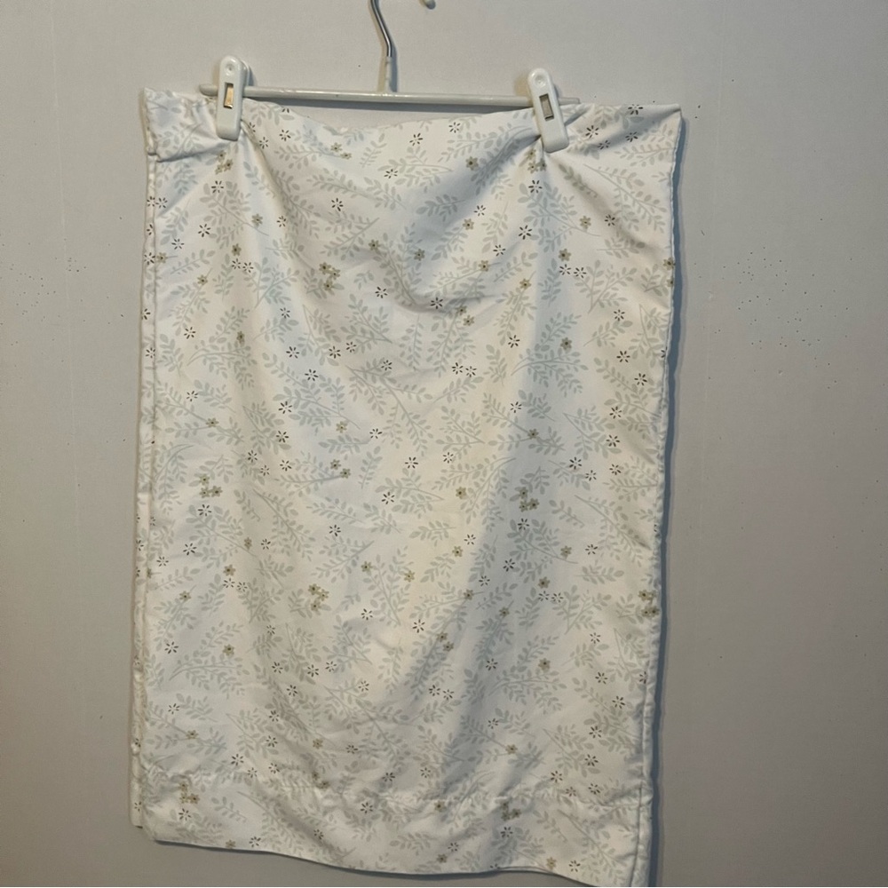 Cuddles Duds standard pillowcase 20 x 30“.